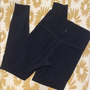 Nike Black High-Waist Leggings